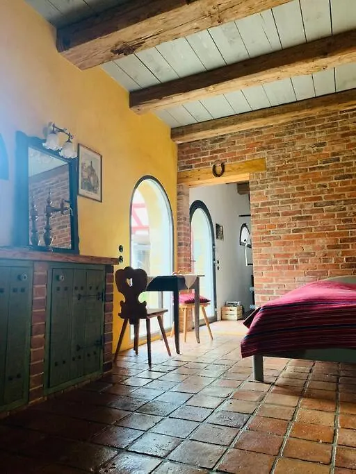 Lovely Room In A 18Th Century Manor Rattelsdorf